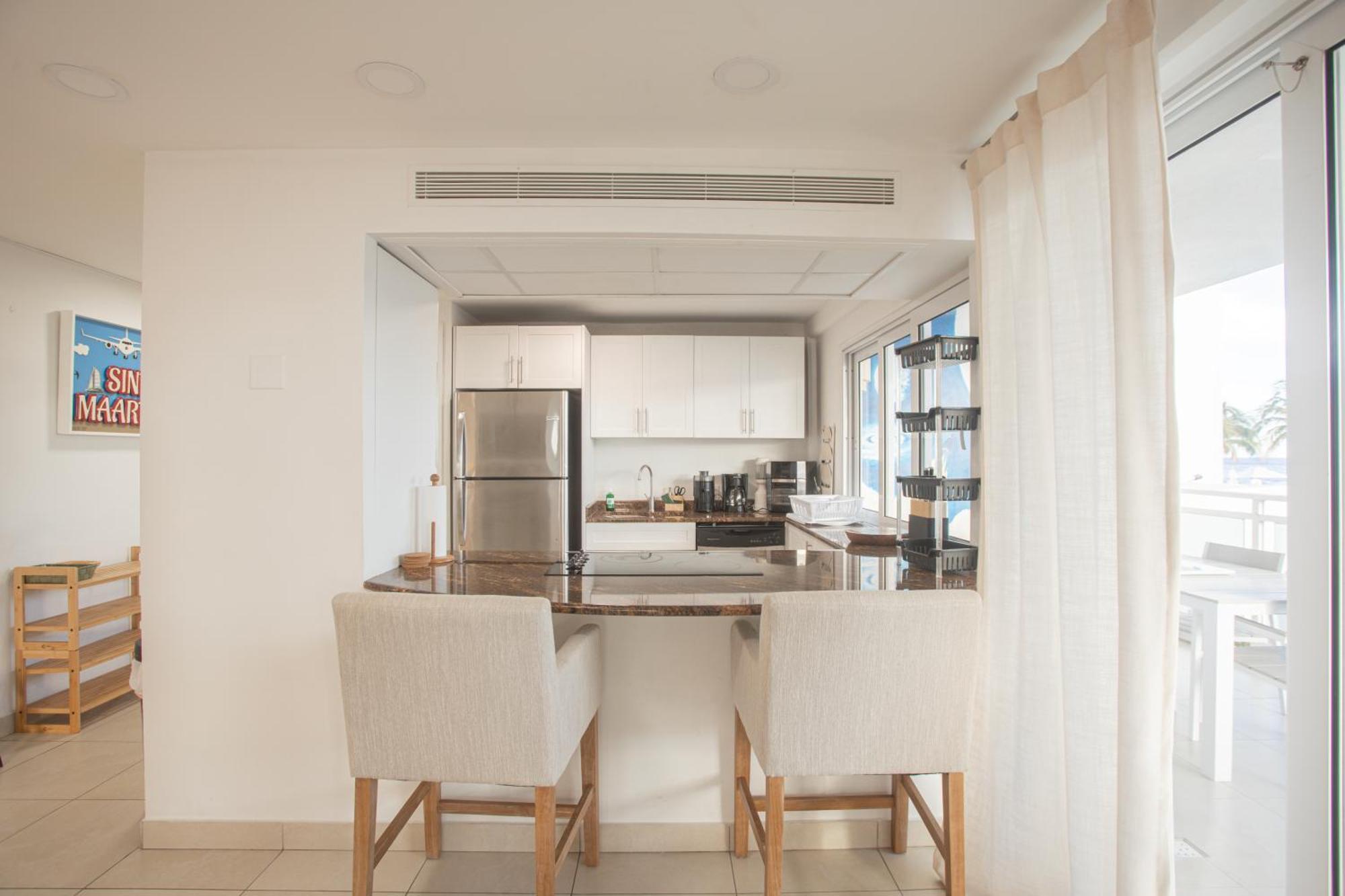 Maho Beach House - Luxe 1 Bedroom - Ocean Hideaway Экстерьер фото