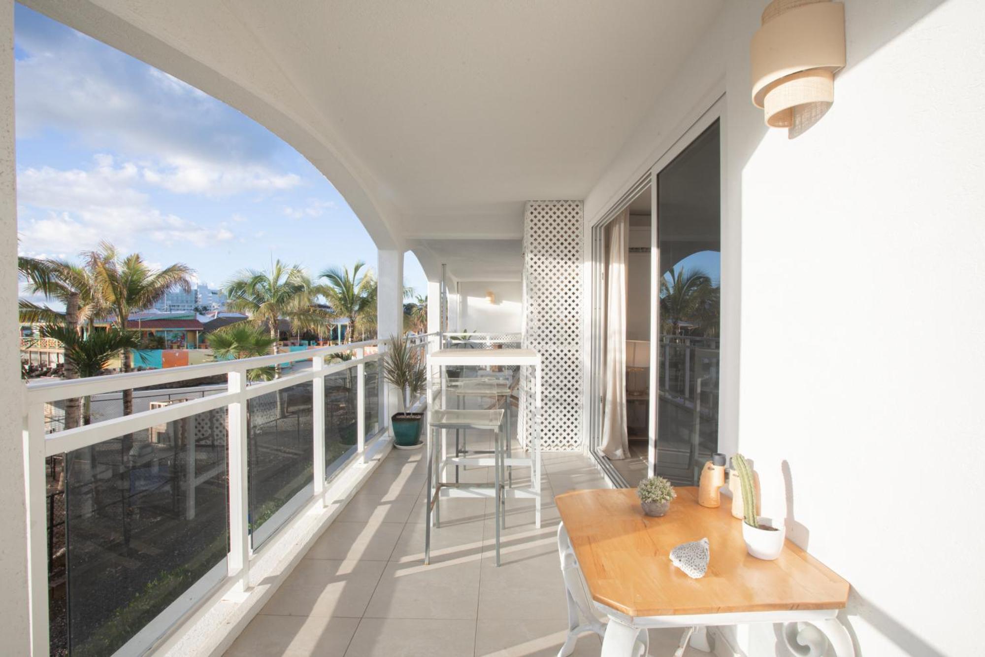 Maho Beach House - Luxe 1 Bedroom - Ocean Hideaway Экстерьер фото